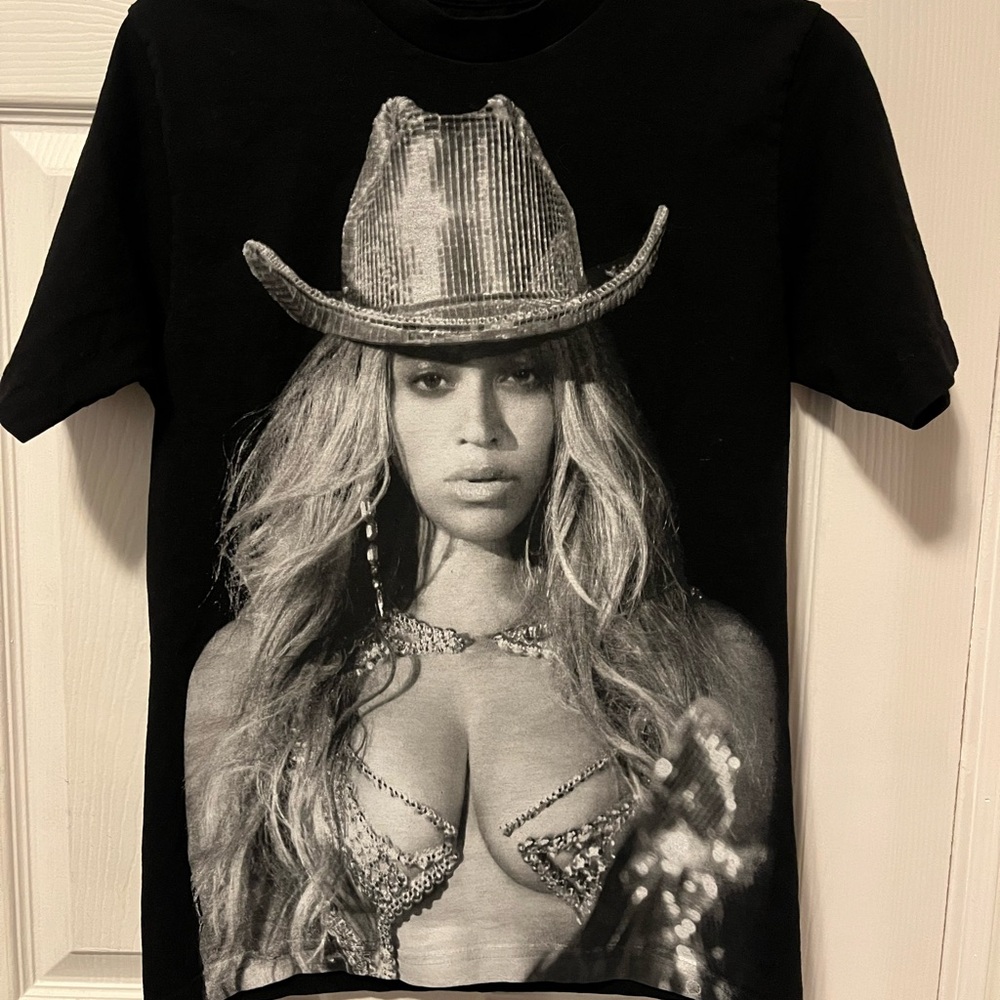 Beyoncé Renaissance Tour t shirt